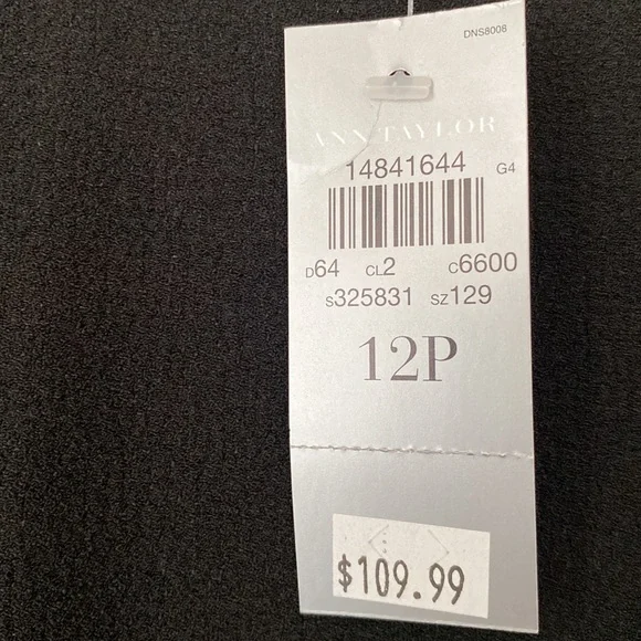 Ann Taylor petite dress with contrasting fabric on sides for a small waist look - Picture 2 of 5